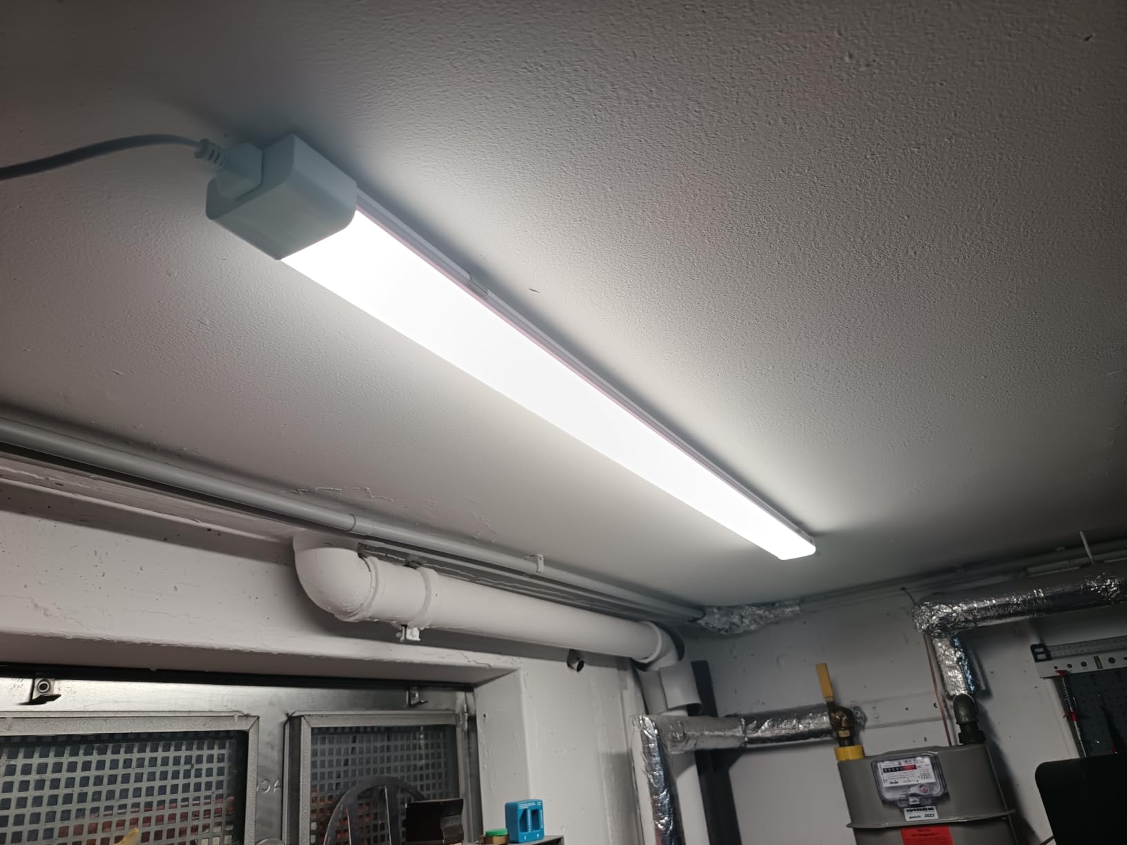 Modlicht LED Feuchtraumleuchte 120cm 36W neutralweiß