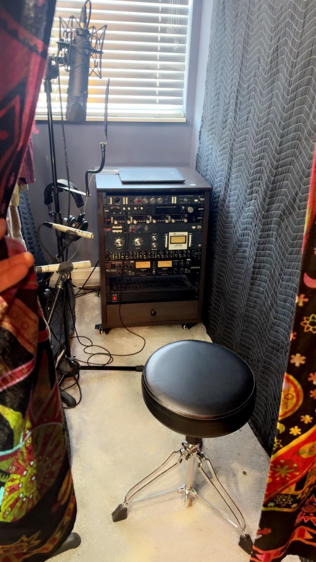 Gator Frameworks Elite GFW-ELITESTUDIORK12-BRN Studio-Rack 12U Braun