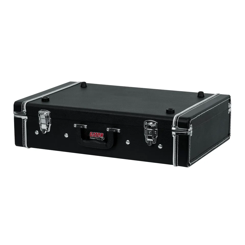 Gator Gig-Box Jr. GW-GIGBOXJR Pedalboard 54,6 cm mit Koffer
