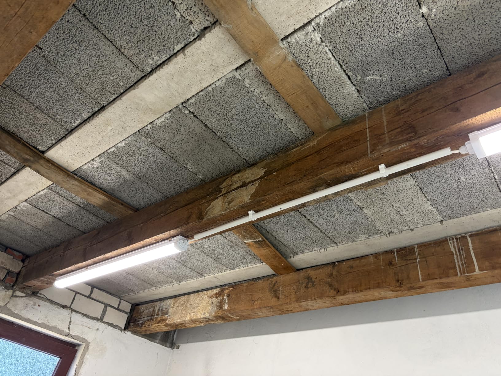 Alusso Feuchtraumleuchte LED 120cm 4000K IP65 2 Stück