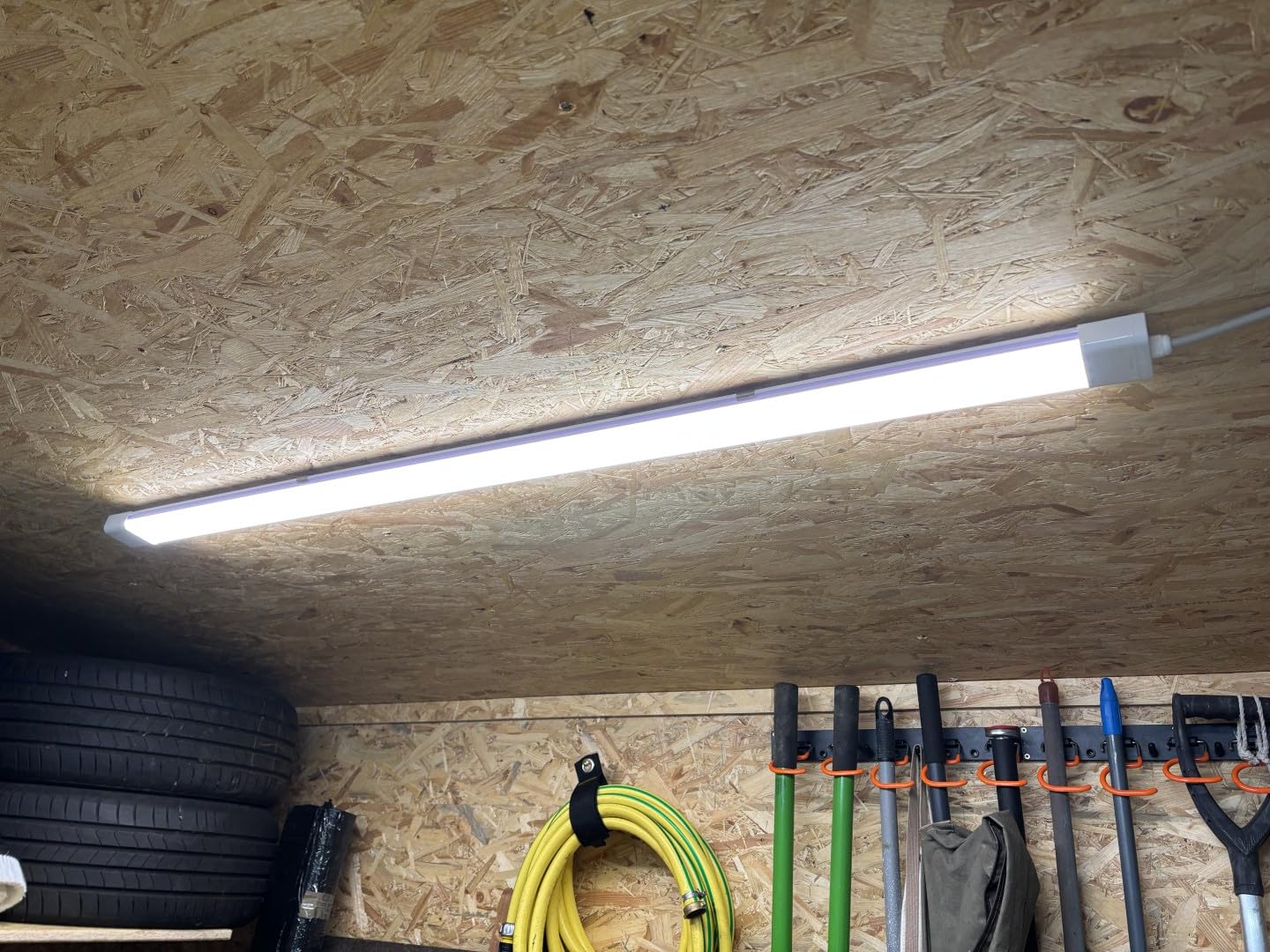 Modlicht LED Feuchtraumleuchte 60cm 18W Wannenleuchte 4000K 1x