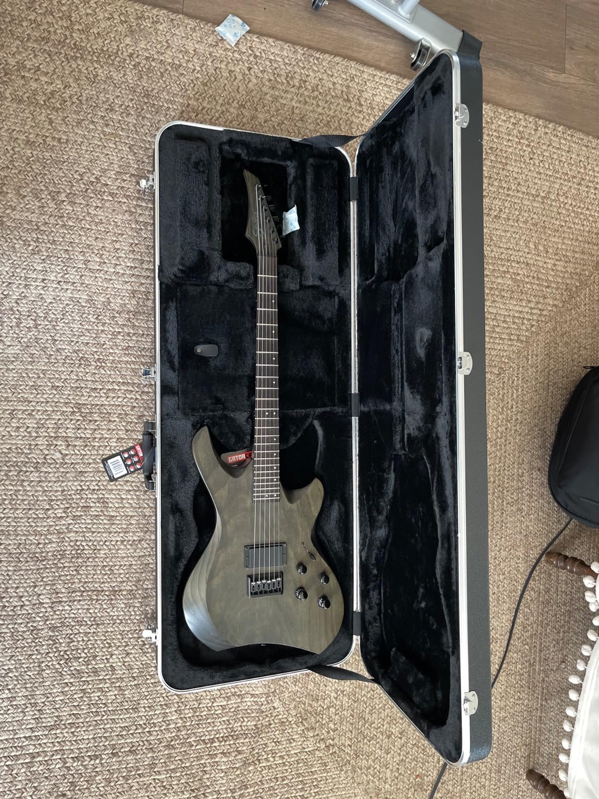 Gator Deluxe GC-JMASTER Jazzmaster Gitarrenkoffer ABS Schwarz