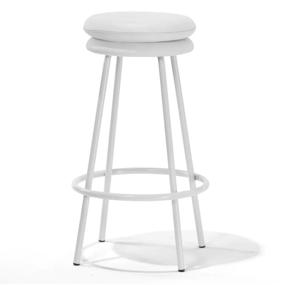 Richard Lampert Big Tom Sessel lichtgrau Leder