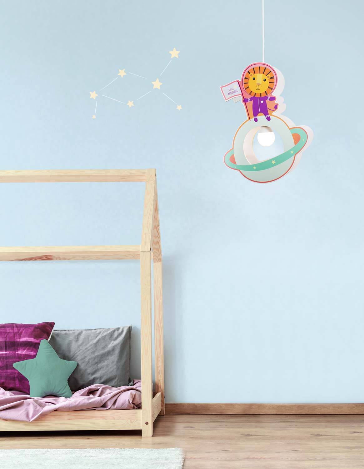 Elobra Little Astronauts Löwe Pendelleuchte Holz lila-mint