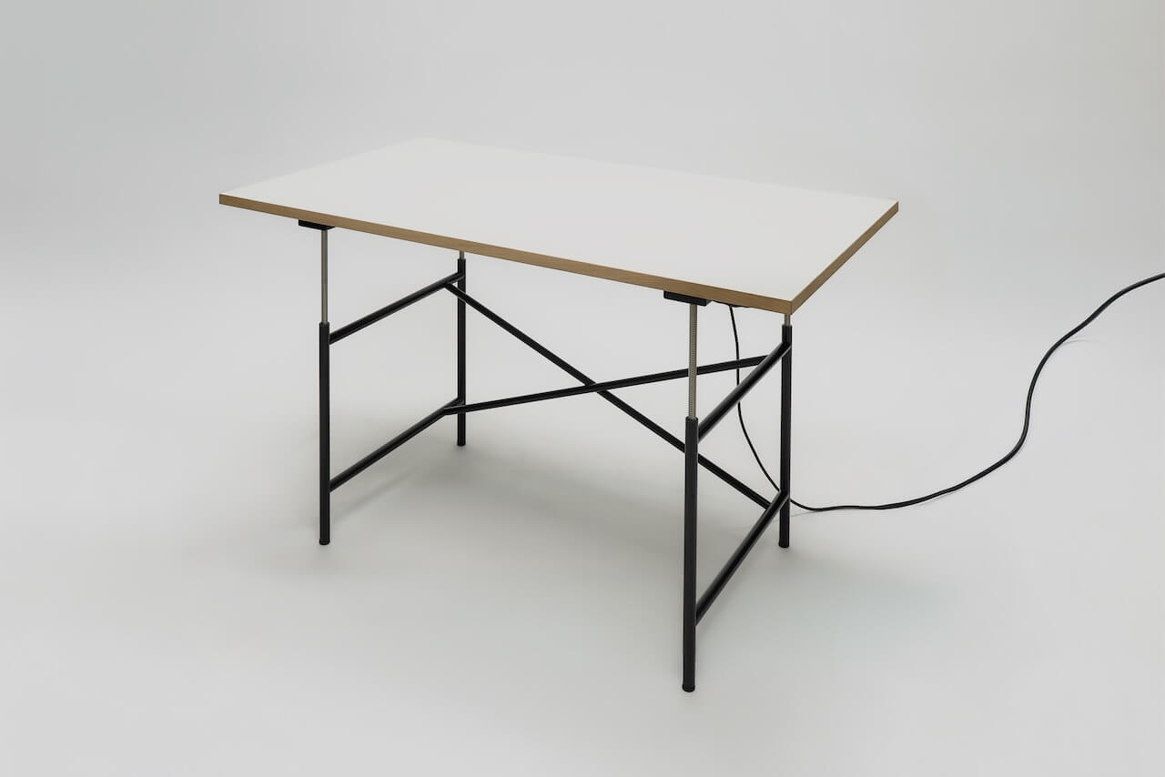 Richard Lampert Eiermann 2E Tisch höhenverstellbar elektrisch