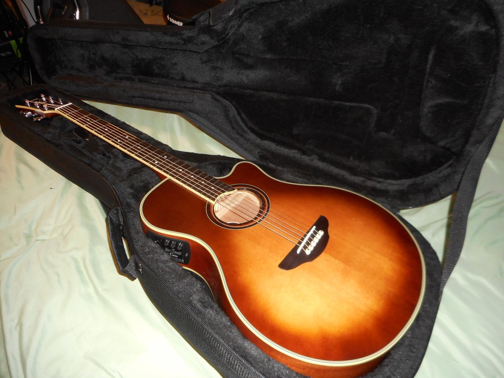 Gator Guitar GL-APX Gitarrenkoffer APX Leicht Polyfoam
