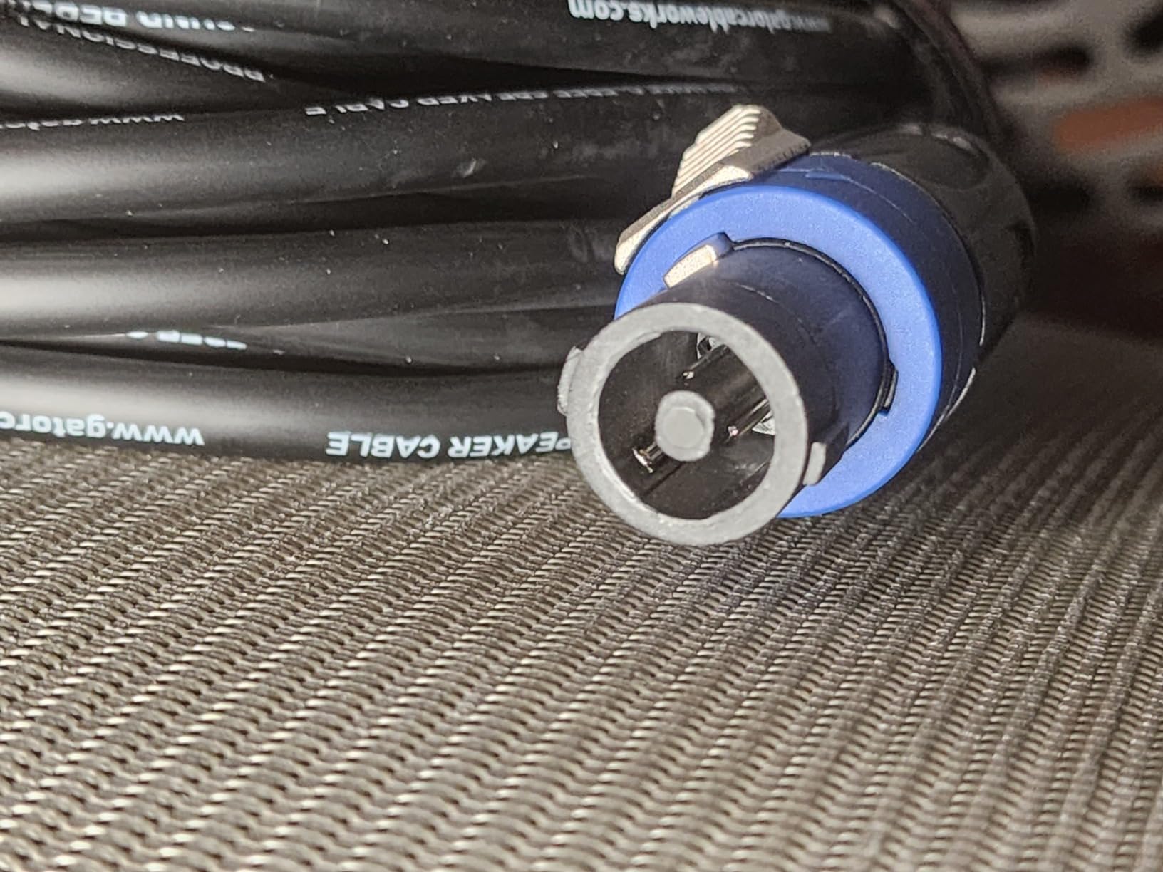Gator Composer GCWC-SPK-100-1TL Audiokabel 30m Twist Lock