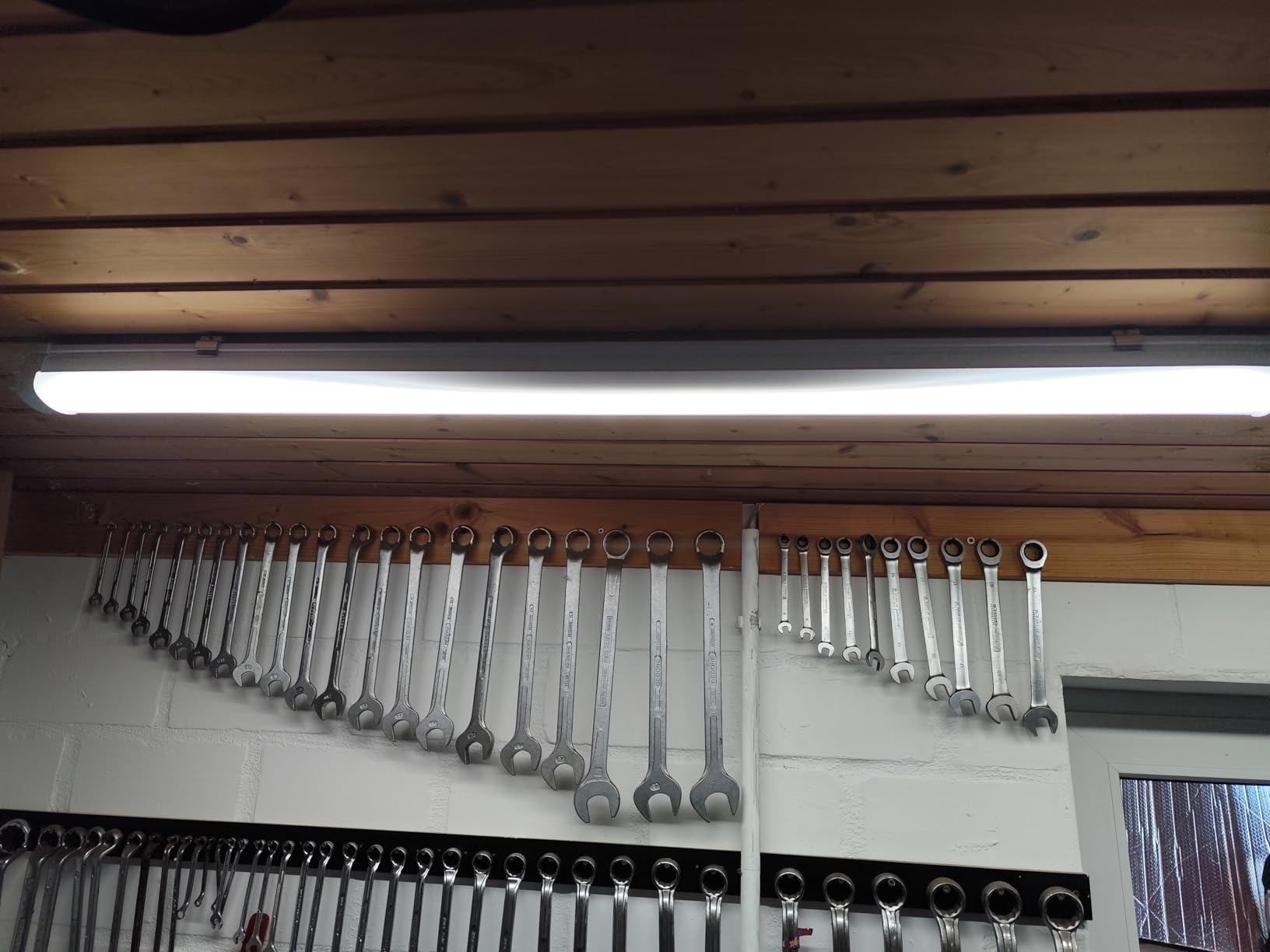 Alusso Feuchtraumleuchte LED 120cm 4000K IP65 2 Stück