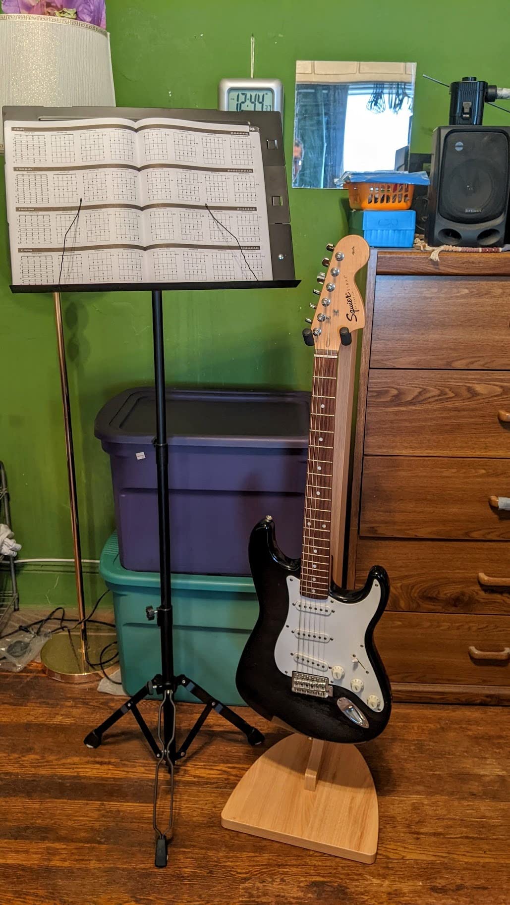 Gator Frameworks Elite GFW-ELITEGTRHNGSTD Gitarrenständer Ahorn